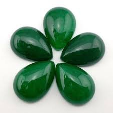 Jadeitový Kameň – A Complete Guide to the Jade Stone, Its Properties, and Benefits
